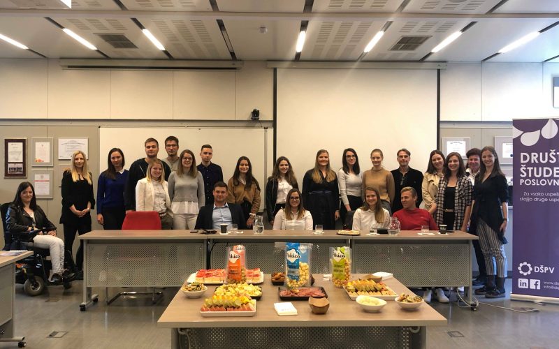 59621830_998852786977837_3964135083404689408_n