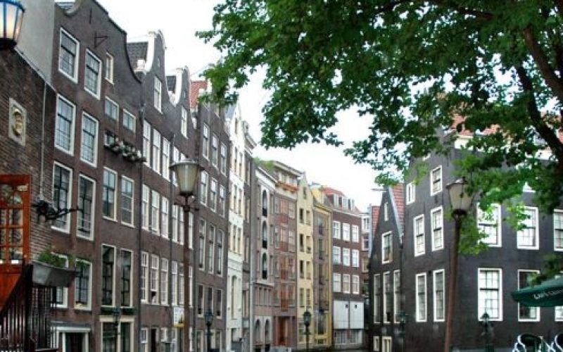 amsterdam-1446770-639x960 (2)